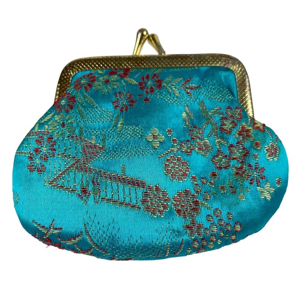 Vintage Pagoda Chinese China Clasp Closing Small Coin Change Purse Wallet Geisha - Picture 2 of 12